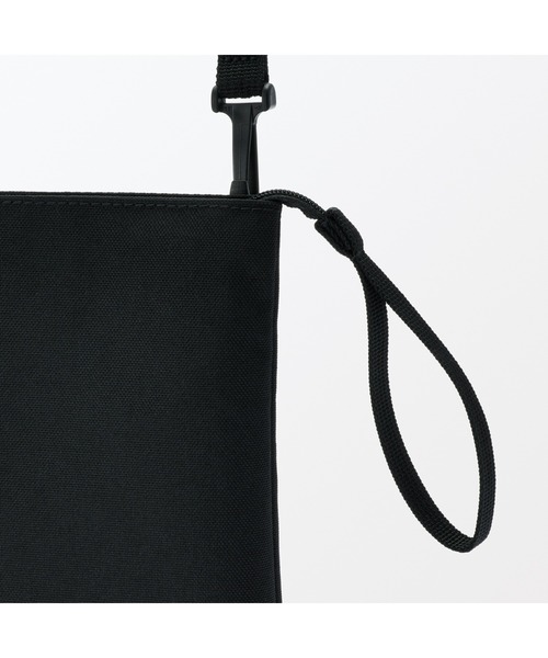 無印良品(ムジルシリョウヒン)の「ポーチとしても使える 撥水ミニサコッシュ(ショルダーバッグ・レディース・ダークブラウン系/ラベンダー/チャコールグレー/ブラック・FREE)」の12枚目の写真