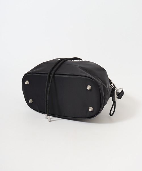 HUNTER（ハンター）の「HUNTER PREMIUM NYLON BUCKET プレミアム ナイロン バケット バッグ（ショルダーバッグ・レディース・ブラック・FREE）」の11枚目の写真