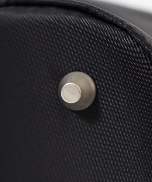 HUNTER（ハンター）の「HUNTER PREMIUM NYLON BUCKET プレミアム ナイロン バケット バッグ（ショルダーバッグ・レディース・ブラック・FREE）」の12枚目の写真