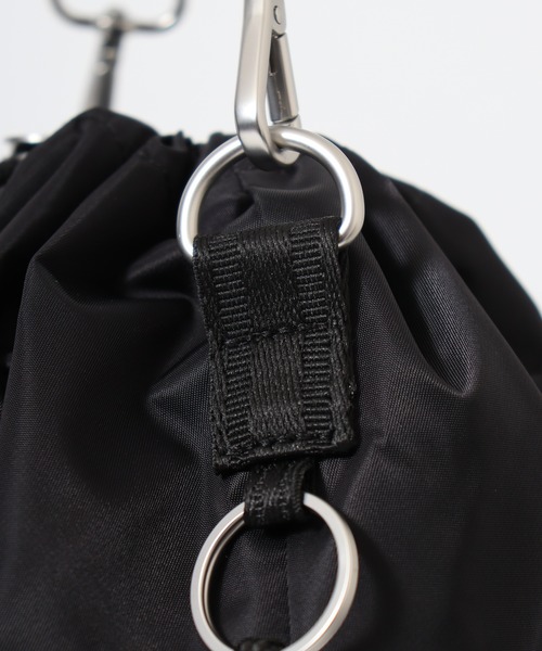 HUNTER（ハンター）の「HUNTER PREMIUM NYLON BUCKET プレミアム ナイロン バケット バッグ（ショルダーバッグ・レディース・ブラック・FREE）」の9枚目の写真