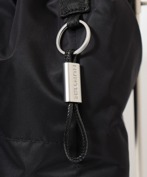 HUNTER（ハンター）の「HUNTER PREMIUM NYLON BUCKET プレミアム ナイロン バケット バッグ（ショルダーバッグ・レディース・ブラック・FREE）」の10枚目の写真