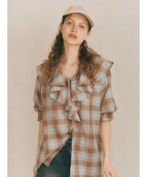 Te chichi TERRASSE(テチチテラス)の「オンブレーチェックフリルブラウス《2025autumn catalog item》(シャツ/ブラウス・レディース・オフホワイト/ブラック/ブラウン・F)」の4枚目の写真