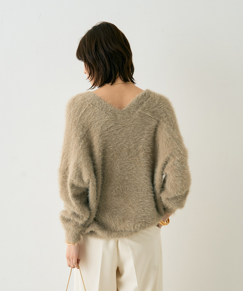 Rouge vif Anna（ルージュヴィフアンナ）の「【2点セット】ファーニットカーデ×リブニットキャミ アンサンブル（カーディガン/ボレロ・レディース・ベージュ/ブラック/サックスブルー・フリー）」の6枚目の写真