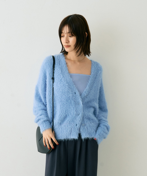 Rouge vif Anna（ルージュヴィフアンナ）の「【2点セット】ファーニットカーデ×リブニットキャミ アンサンブル（カーディガン/ボレロ・レディース・ベージュ/ブラック/サックスブルー・フリー）」の10枚目の写真