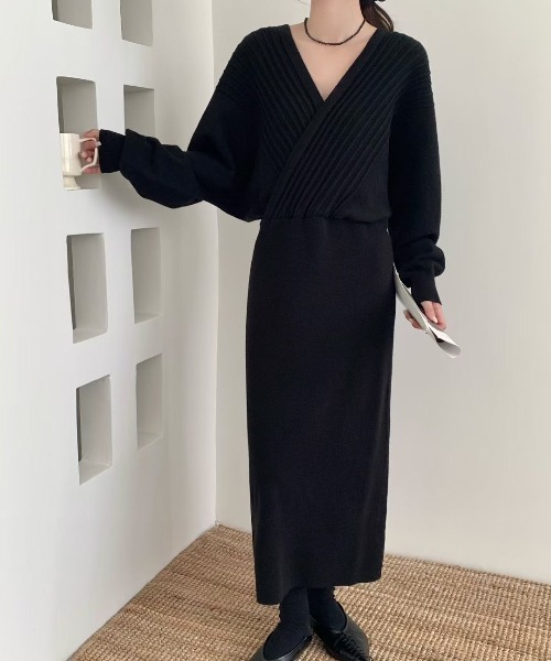 Diosfront（ディオスフロント）の「カシュクールニットワンピース（ワンピース・レディース・チャコールグレー/ブラック/ベージュ/モカ/チョコ・FREE）」の2枚目の写真