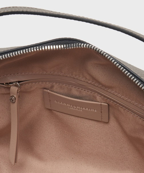 GIANNI CHIARINI(ジャンニ キアリーニ)の「【GIANNI CHIARINI/ジャンニ キアリーニ】ALIFA M アリファ レザーショルダー2WAYバッグ(ショルダーバッグ・レディース・グレイッシュベージュ/アイボリー/ブラック・フリー)」の8枚目の写真