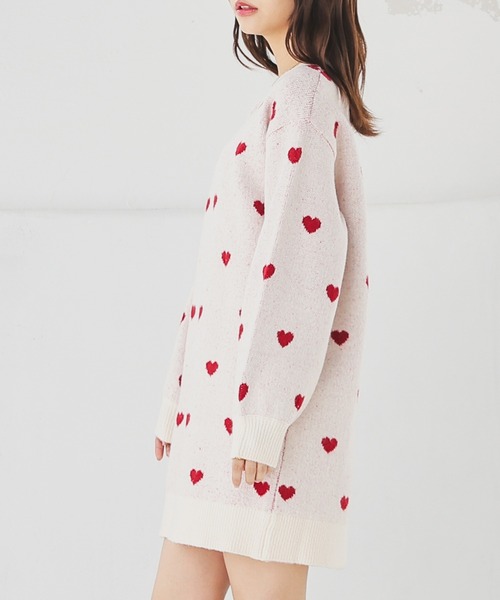 Honeys（ハニーズ）の「総柄ニットワンピース（ワンピース・レディース・ブルー系その他/グレー系/アイボリー系/ピンク系その他・M/L/S/3L/LL）」の6枚目の写真