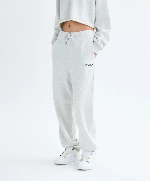 RVCA（ルーカ）の「RVCA レディース ARCH COLLEGE SWEAT PANTS セットアップボトムス 【2025年秋冬モデル】 @autumn/ルーカウエストゴムスウェットパンツ（スウェットパンツ・レディース・オフホワイト/グレー/ブラック・MEDIUM/SMALL）」の18枚目の写真