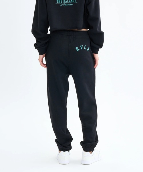RVCA（ルーカ）の「RVCA レディース ARCH COLLEGE SWEAT PANTS セットアップボトムス 【2025年秋冬モデル】 @autumn/ルーカウエストゴムスウェットパンツ（スウェットパンツ・レディース・オフホワイト/グレー/ブラック・MEDIUM/SMALL）」の9枚目の写真