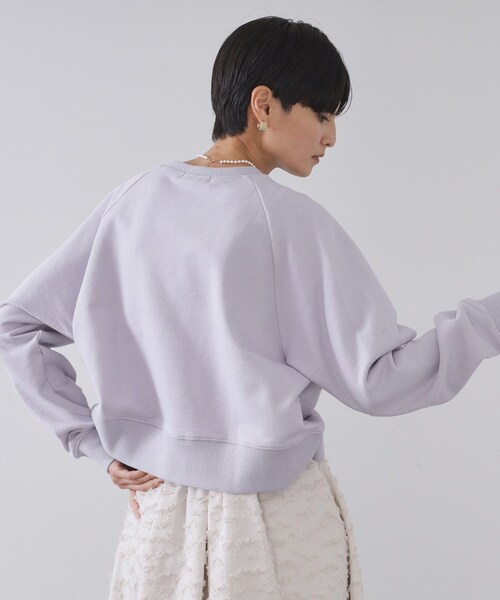 OPAQUE.CLIP（オペークドットクリップ）の「ラメ裏毛ショートプルオーバー【洗濯機OK】（スウェット・レディース・アイボリー系5/グレー系4/パープル系1・00）」の11枚目の写真