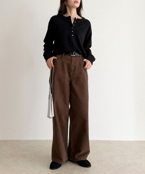 fredy emue（フレディエミュ）の「2WAYヘンリーラメプルオーバー（Tシャツ/カットソー・レディース・ブラック/グレー/アイボリー/サックスブルー・38）」の16枚目の写真