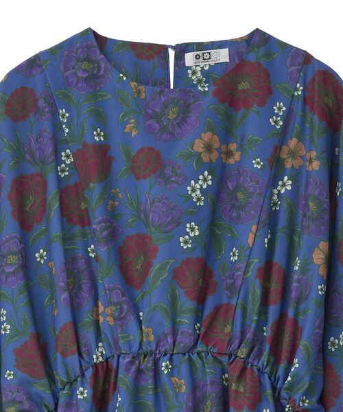 Green Parks(グリーンパークス)の「■WITH KURUMI NAKATA フラワープリントワンピース(ワンピース・レディース・ブラック/ブルー・FREE)」の9枚目の写真