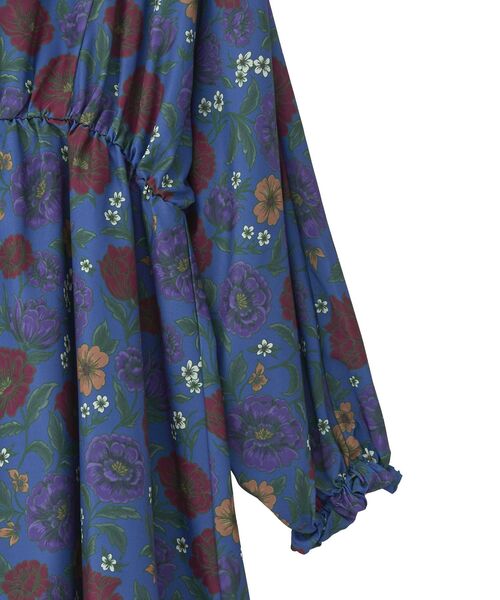 Green Parks(グリーンパークス)の「■WITH KURUMI NAKATA フラワープリントワンピース(ワンピース・レディース・ブラック/ブルー・FREE)」の10枚目の写真