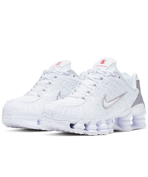 NIKE(ナイキ)の「NIKE Shox TL(ナイキ ウィメンズ ショックス TL)(スニーカー・レディース・ブラック系/ホワイト系・23cm/25cm/23.5cm/24.5cm/24cm)」の2枚目の写真