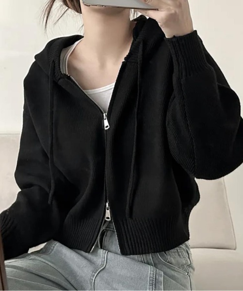 セール】ショート丈ニットパーカー（パーカー）｜emi+