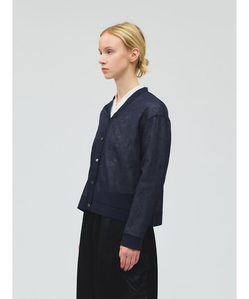 mizuiroind（ミズイロインド）の「mizuiro ind ワッシャーボイルVネックカーディガン（カーディガン/ボレロ・レディース・オフホワイト/ブラック/ネイビー/ライトグレー・FREE）」の10枚目の写真