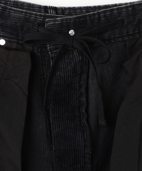 FREAK'S STORE（フリークスストア）の「ワイドシルエット ブリーチ加工 カーブ コーデュロイパンツ（その他パンツ・メンズ・オリーブ/ネイビー/ブラウン/ブラック・LARGE/MEDIUM/SMALL）」の6枚目の写真