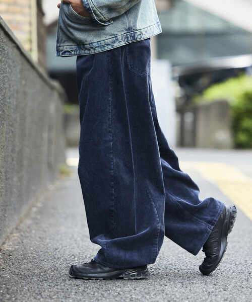 セール】ワイドシルエット ブリーチ加工 カーブ コーデュロイパンツ