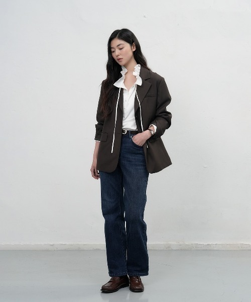 GENERAL IDEA(ジェネラルアイデア)の「【GENERAL IDEA】フリル襟ルーズブラウス / LOOSE FIT FRILL COLLAR BLOUSE(シャツ/ブラウス・レディース・ブラック/ホワイト/ベージュ・L/M/S)」の8枚目の写真