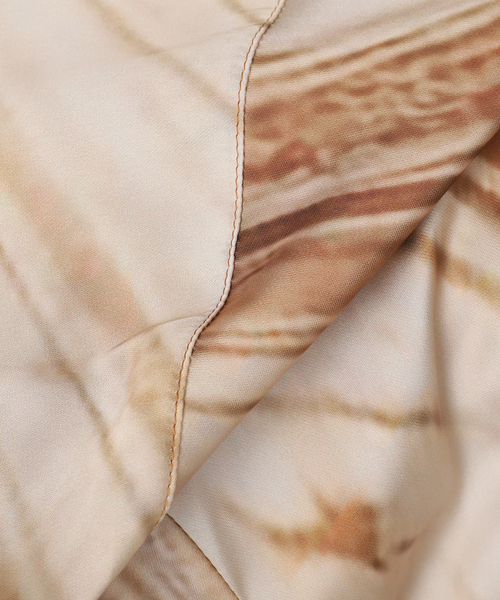 FUMIE TANAKA（フミエタナカ）の「【FUMIE TANAKA(フミエタナカ)】marble sh：シャツ（シャツ/ブラウス・レディース・ベージュ・2）」の12枚目の写真