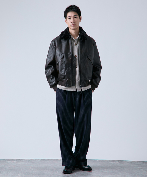 B.C STOCK（ベーセーストック）の「フェイクレザー G1 フライトジャケット（ミリタリージャケット・メンズ・ブラウン・LARGE/MEDIUM）」の15枚目の写真