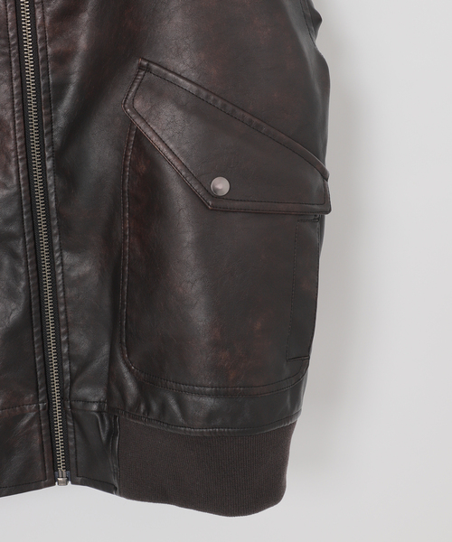 B.C STOCK（ベーセーストック）の「フェイクレザー G1 フライトジャケット（ミリタリージャケット・メンズ・ブラウン・LARGE/MEDIUM）」の13枚目の写真