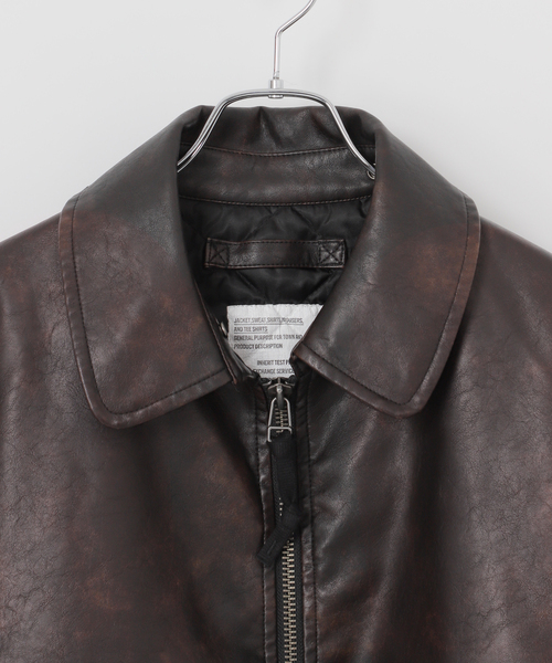 B.C STOCK（ベーセーストック）の「フェイクレザー G1 フライトジャケット（ミリタリージャケット・メンズ・ブラウン・LARGE/MEDIUM）」の4枚目の写真