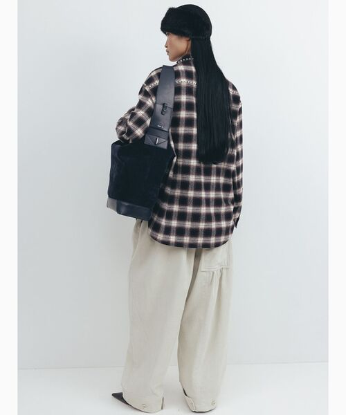 OPEN Yy(オープンワイワイ)の「【Geek Office / ギークオフィス】OPEN YY Woven BEADED POCKET SHIRT(シャツ/ブラウス・レディース・ブラウン/レッド・SMALL)」の4枚目の写真