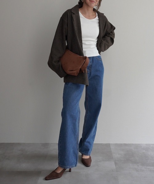 Rashik(ラシク)の「【Rashik】ディープラウンドネックトップス(Tシャツ/カットソー・レディース・ベージュ/ホワイト/ブラック/ミント・FREE)」の8枚目の写真