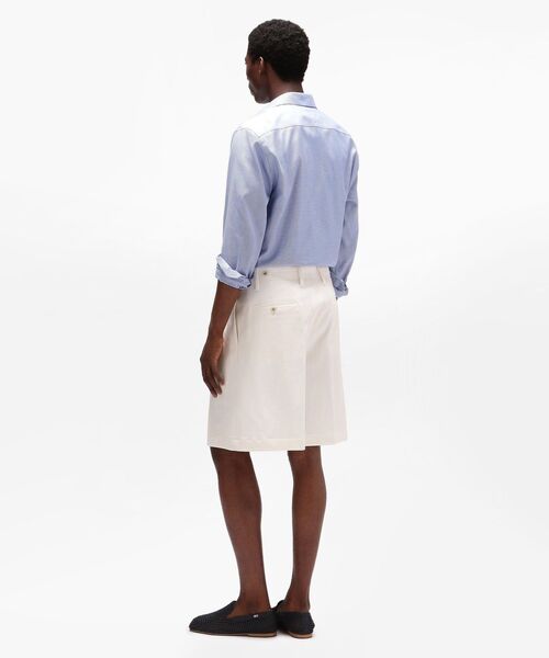 TOMMY HILFIGER(トミーヒルフィガー)の「ワイドレッグチノショーツ(チノパンツ・メンズ・ホワイト・46/48/50/52)」の4枚目の写真