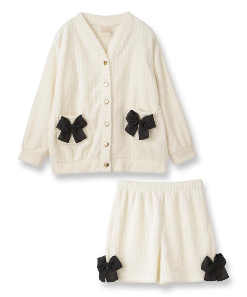 fran de lingerie（フランデランジェリー）の「もこもこ ショートパンツ ルームウェア パジャマ レディース 冬 あったか 前開き モコモコ 着る毛布「メモリーフリース」（ルームウェア/パジャマ・レディース・ホワイト系その他/ダークグレー/ピンク系その他2・M-L）」の8枚目の写真