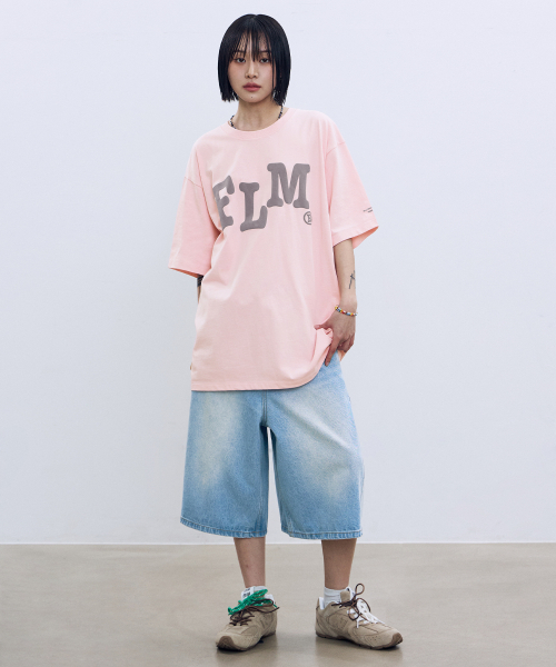 F.ILLUMINATE(フィルミネイト)の「サイドカーブバミューダデニムショーツ - ブルー(その他パンツ・レディース・その他・SMALL/LARGE)」の5枚目の写真