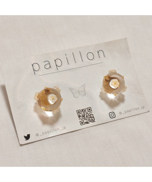 tone（トーン）の「【papillon】お花サークルピアス(MA)（ピアス（両耳用）・レディース・ホワイト・FREE）」の2枚目の写真