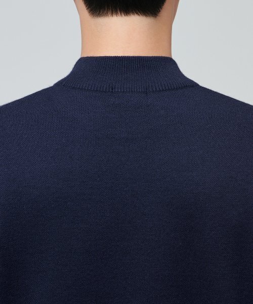 MUSINSA STANDARD(ムシンサスタンダード)の「ミニマルモックネックニット【ネイビー】(ニット/セーター・メンズ・その他・MEDIUM/LARGE/X-LARGE/XX-LARGE/SMALL)」の5枚目の写真