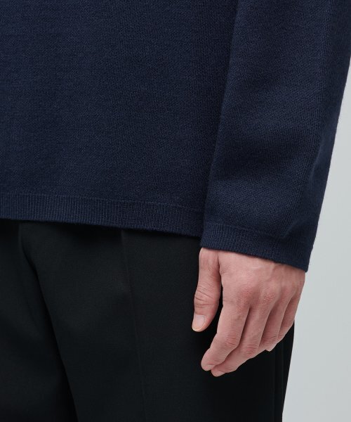 MUSINSA STANDARD(ムシンサスタンダード)の「ミニマルモックネックニット【ネイビー】(ニット/セーター・メンズ・その他・MEDIUM/LARGE/X-LARGE/XX-LARGE/SMALL)」の6枚目の写真