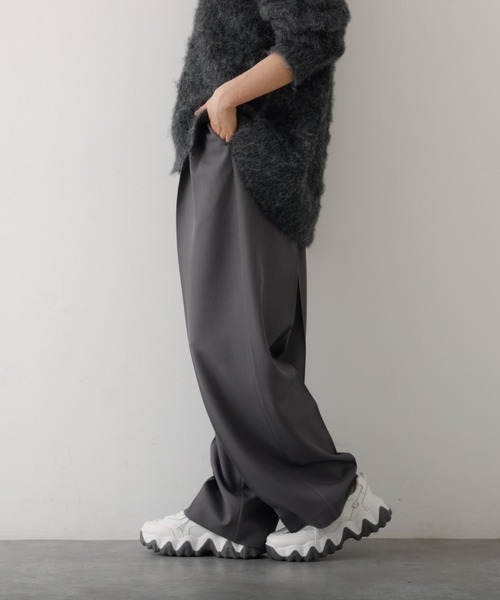 abahouse mavie（アバハウスマヴィ）の「【後ろウエストゴム】タックワイドスラックス　m_01/シーズンレス/メンズライク/美脚（スラックス・レディース・ブラック/ベージュ/グレー・40/38/36）」の10枚目の写真