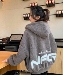 もこもこシープボア バックロゴ フーディ