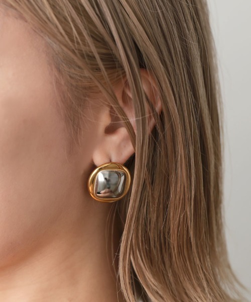 at.（アット）の「【at.】ヴィンテージボタンピアス（ピアス（両耳用）・レディース・シルバー/ゴールド・ONE SIZE）」の7枚目の写真