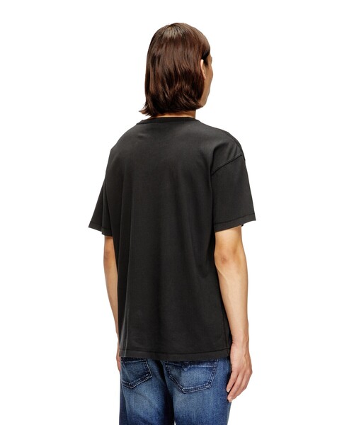DIESEL(ディーゼル)の「メンズ Tシャツ T-NORM-IOD(Tシャツ/カットソー・メンズ・ブラック/ベージュ/ホワイト・XXX-LARGE/LARGE/MEDIUM/X-LARGE/X-SMALL/XX-LARGE/SMALL)」の13枚目の写真