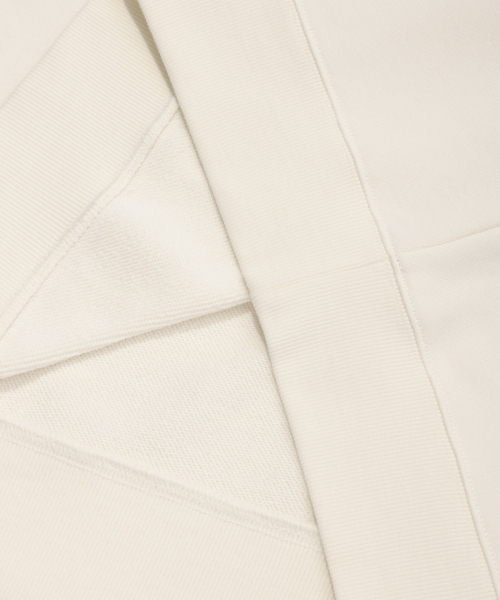 COVERNAT(カバーナット)の「スモールアセンティックロゴスウェットアイボリー(スウェット・レディース・その他・MEDIUM/SMALL/LARGE/X-LARGE/X-SMALL/XX-LARGE)」の6枚目の写真