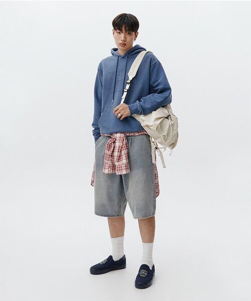 VENHIT(ベンヒット)の「MRT ピグメントフードパーカー ダストブルー(パーカー・メンズ・ブルー・MEDIUM/LARGE/X-LARGE)」の7枚目の写真