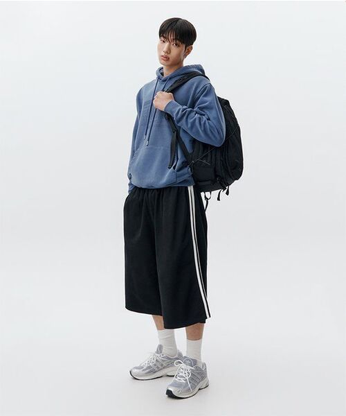 VENHIT(ベンヒット)の「MRT ピグメントフードパーカー ダストブルー(パーカー・メンズ・ブルー・MEDIUM/LARGE/X-LARGE)」の8枚目の写真