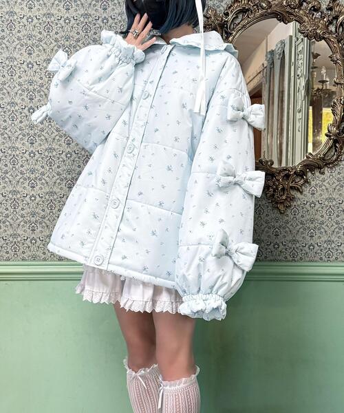 Whinny（ホワイニー）の「Whinny/リボンに包まれしぽゎりんアウター（ダウンジャケット/コート・レディース・ホワイト/サックスブルー/ブラック・FREE）」の17枚目の写真