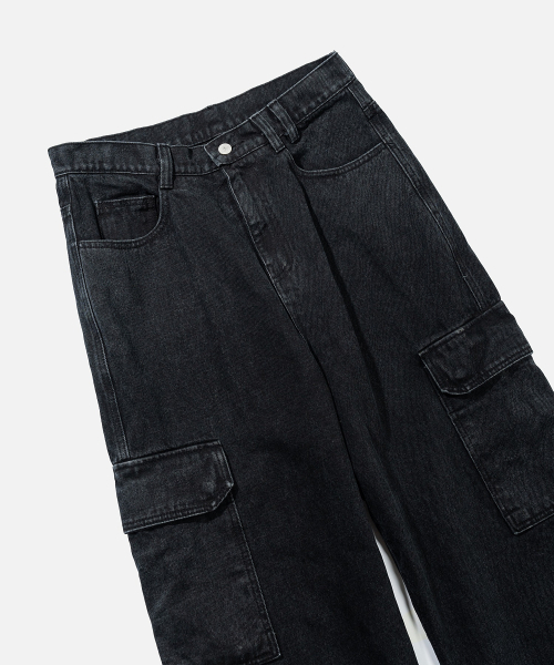 VASTIC(バスティック)の「ワイドカーゴデニムパンツ_ブラック(デニムパンツ・メンズ・その他・MEDIUM/LARGE/X-LARGE)」の5枚目の写真