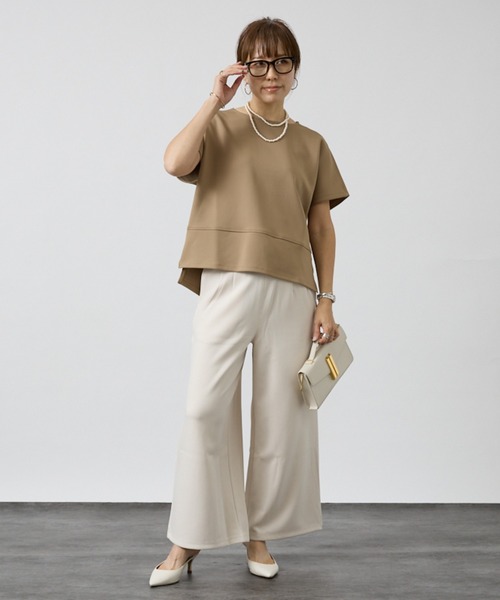 DESIGNWORKS(デザインワークス)の「【セットアップ対応】後ろボタン半袖トップス(シャツ/ブラウス・レディース・ベージュ/ブラック・フリー)」の13枚目の写真