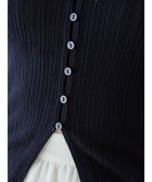 SNIDEL(スナイデル)の「Sustainableビッグカラーレーストリムニットプルオーバー(ニット/セーター・レディース・アイボリー/ミント/ネイビー・F)」の11枚目の写真