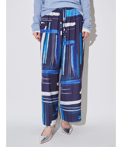 ELENDEEK(エレンディーク)の「フルイドラインパンツ(その他パンツ・レディース・オフホワイト/ネイビー・FREE)」の11枚目の写真