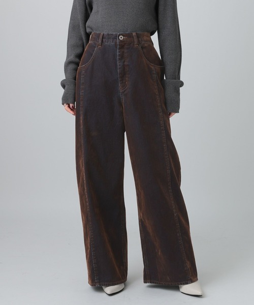LEPSIM(レプシィム)の「フロッキーデニムパンツ 625432(デニムパンツ・レディース・チャコールグレー/ブラウン・FREE)」の2枚目の写真