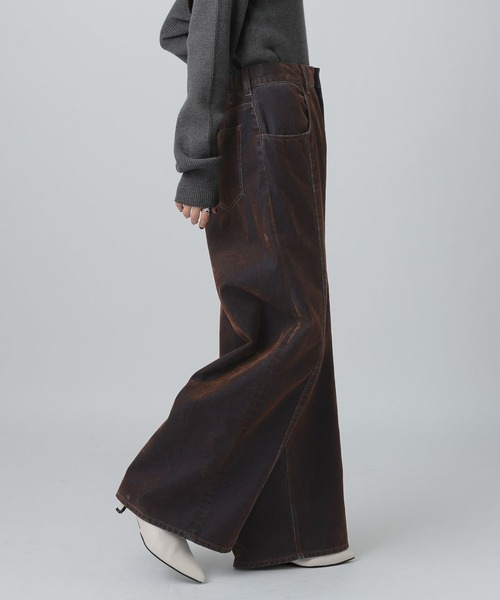 LEPSIM(レプシィム)の「フロッキーデニムパンツ 625432(デニムパンツ・レディース・チャコールグレー/ブラウン・FREE)」の11枚目の写真