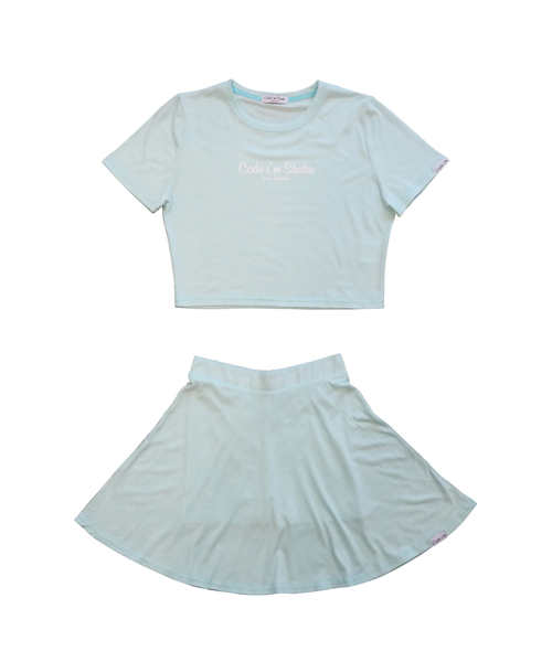 CODE I'M(�R�[�h�A�C�G��)��Purfemme logo print crop top skirt two piece set mint(�Z�b�g�A�b�v)